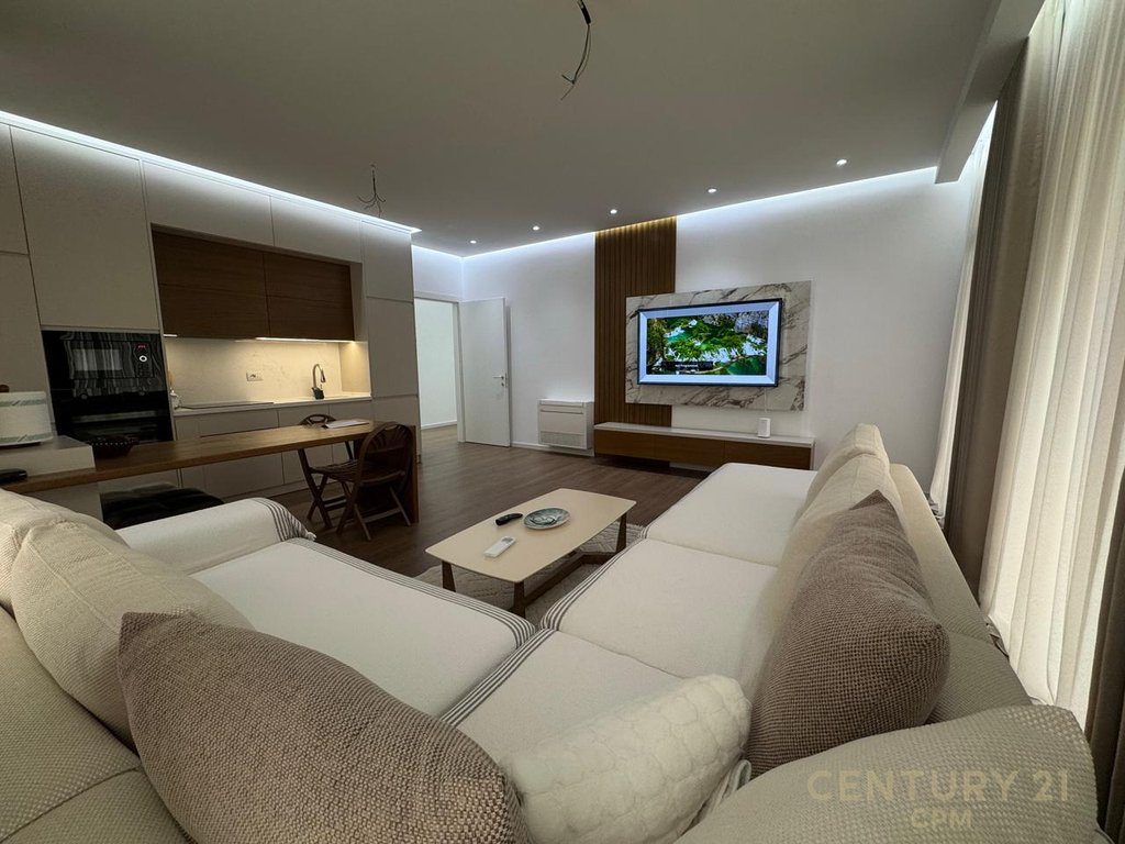 Super Apartament 3+1+ depo ne shitje tek Bulevardi Ri!