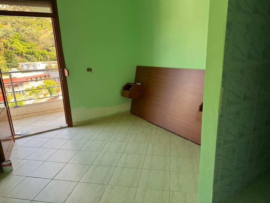 SHITET GODINE 3-KATESHE ,ME PAMJE NGA DETI, NE UJI TE FTOHTE(Projektuar per hotel)!