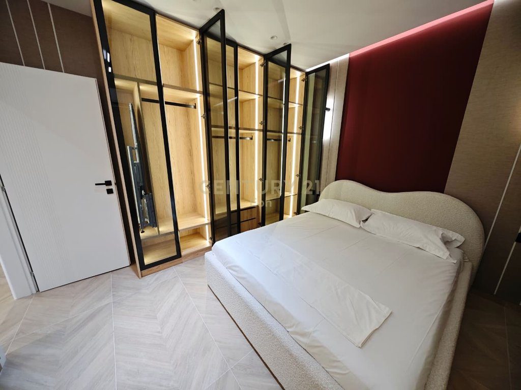 Apartament 1+1 Me Qira prane Prefektures, Durres !