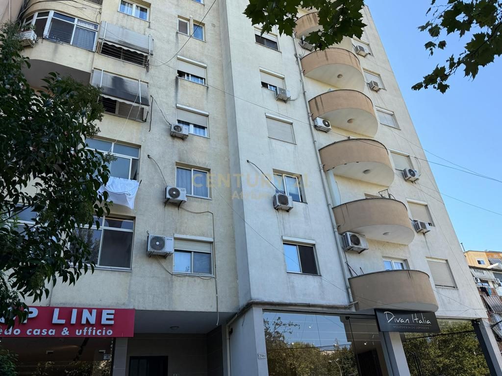JEPET ME QIRA 170 M2 APARTAMENT PER KLINIK OSE BANIM TEK BRRYLI!