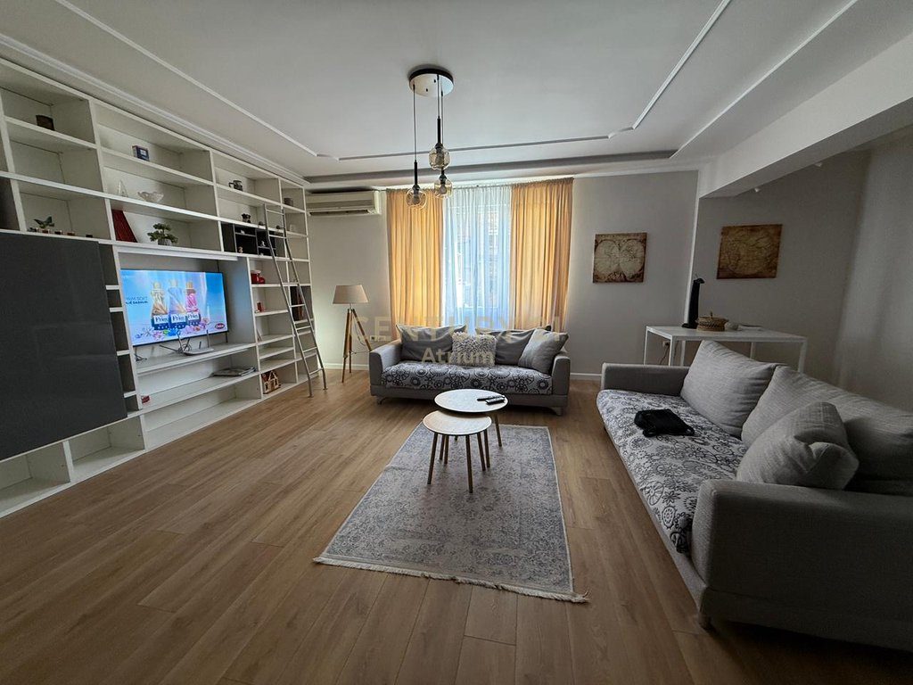 JEPET ME QIRA 170 M2 APARTAMENT PER KLINIK OSE BANIM TEK BRRYLI!