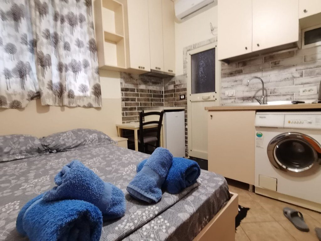 Garsoniere me Qira në rrugen ,5 Maj, Tiranë -Lirohet me 28 Shtator