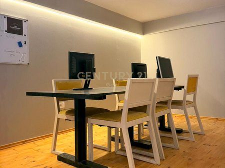 Shitet Dyqan në Zonën e Pallateve Çabej – Mundësi e Artë Investimi!