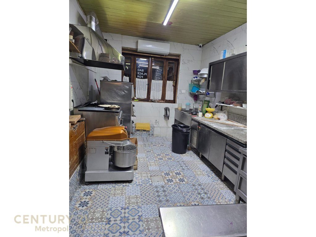 Bar / Restorant per qira në Vasil Shanto!