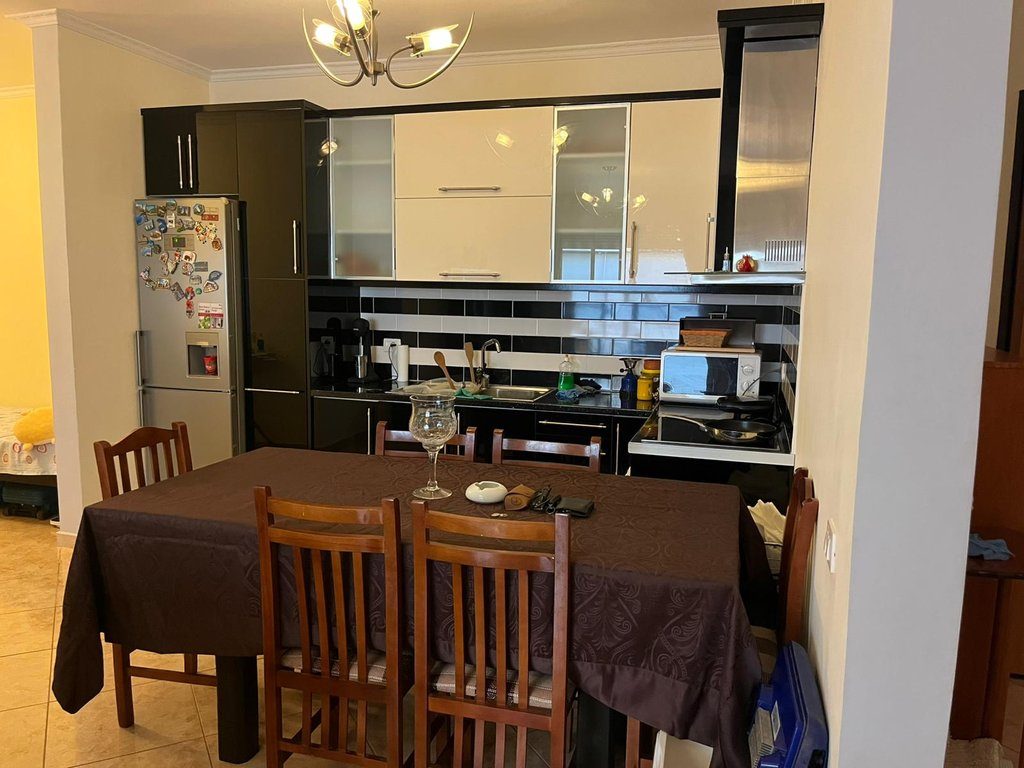 APARTAMENT 2+1 PER QERA,NE LUNGOMARE!