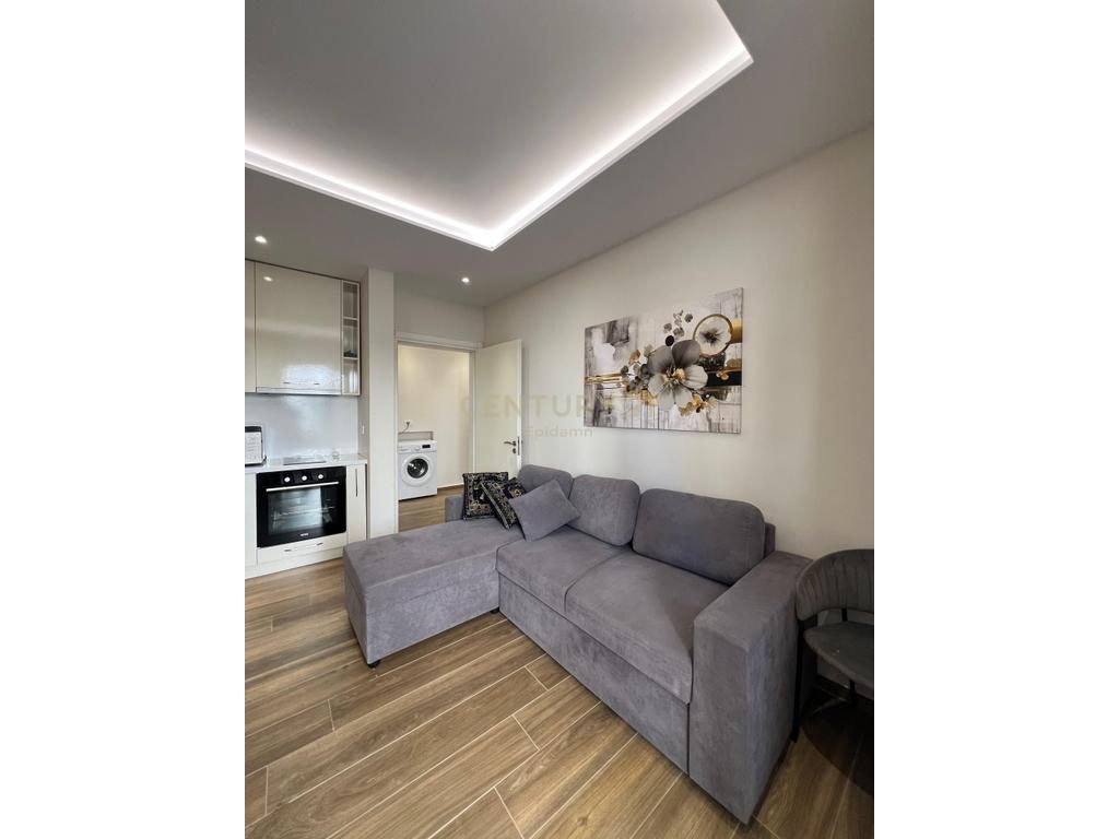 Shitet apartament 1+1 ne Qerret, 150 m larg detit!!