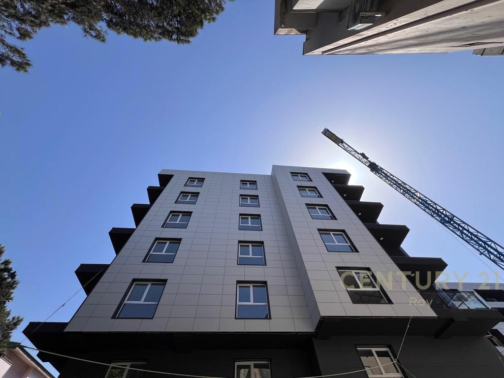 SHITET GARSONIERE NE RESIDENCEN "MONTEVIDEO" TE MALI ROBIT!
