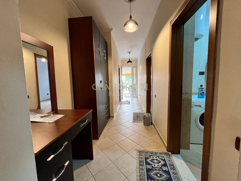 BLLOK – SHITET APARTAMENT 2+1+2 ME 100 m² VERANDË