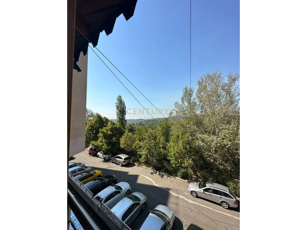 Apartament 2+1+2 Me Qira në Fresk