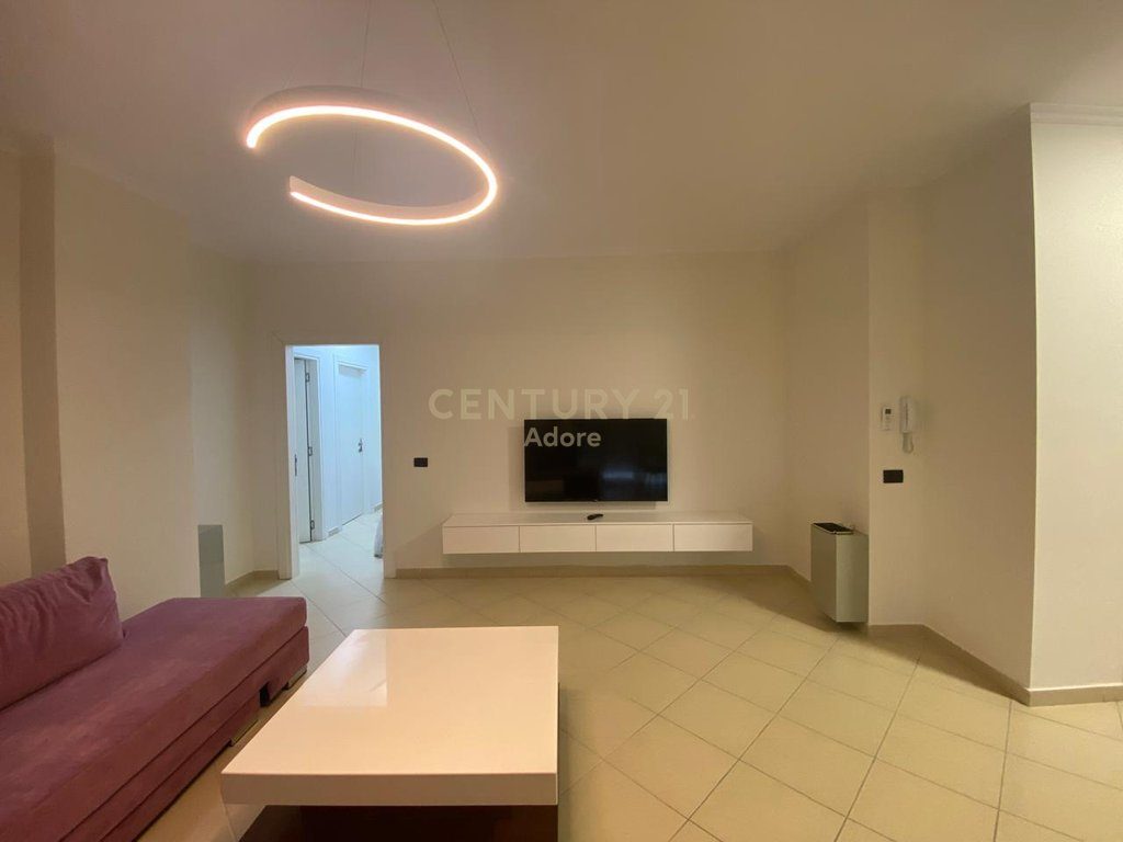 Apartament Modern 2+1+2+Post Parkimi për Qira tek Rruga e Kosovareve!