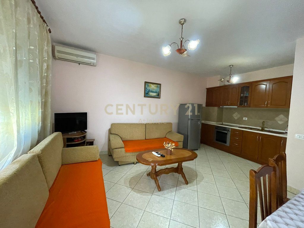 JEPET ME QIRA APARTAMENT 1+1 TEK SHKEMBI I KAVAJES!