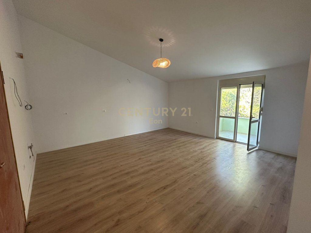 SHITET APARTAMENT 1+1 NE QERRET KOMPLEKSI “DIELL”