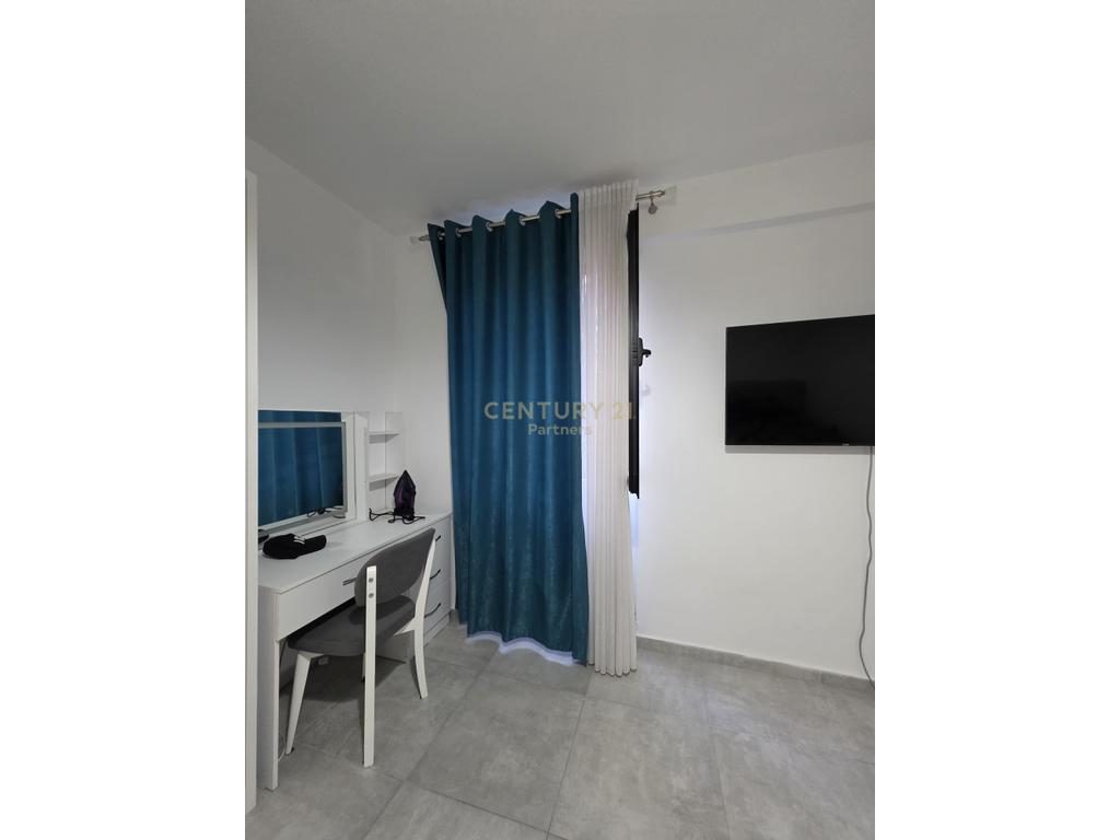 Apartament 2+1+2 Për Shitje në Shkozë, Tiranë