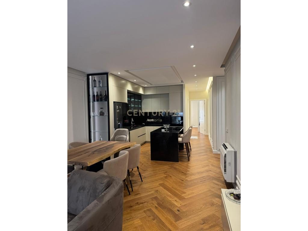 Jepet me qira apartament premium 2+1+2+2 ballkone me post parkimi te Olympic Residence Tirana