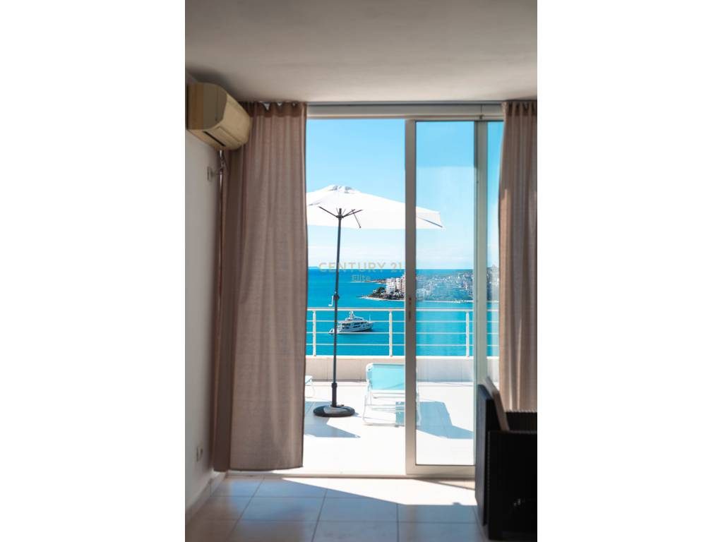 Shitet, Penthouse + Post Parkimi, Sarande.