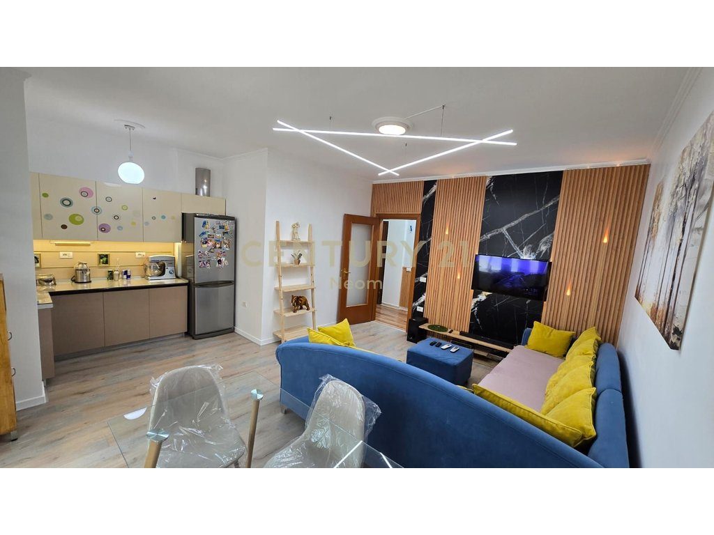 Apartament 3+1 me Garazh për Qira – Liqeni i Thatë, Tiranë
