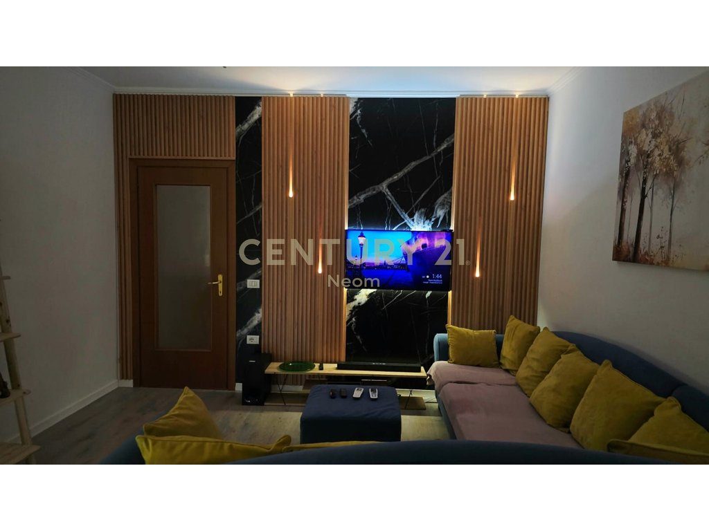 Apartament 3+1 me Garazh për Qira – Liqeni i Thatë, Tiranë