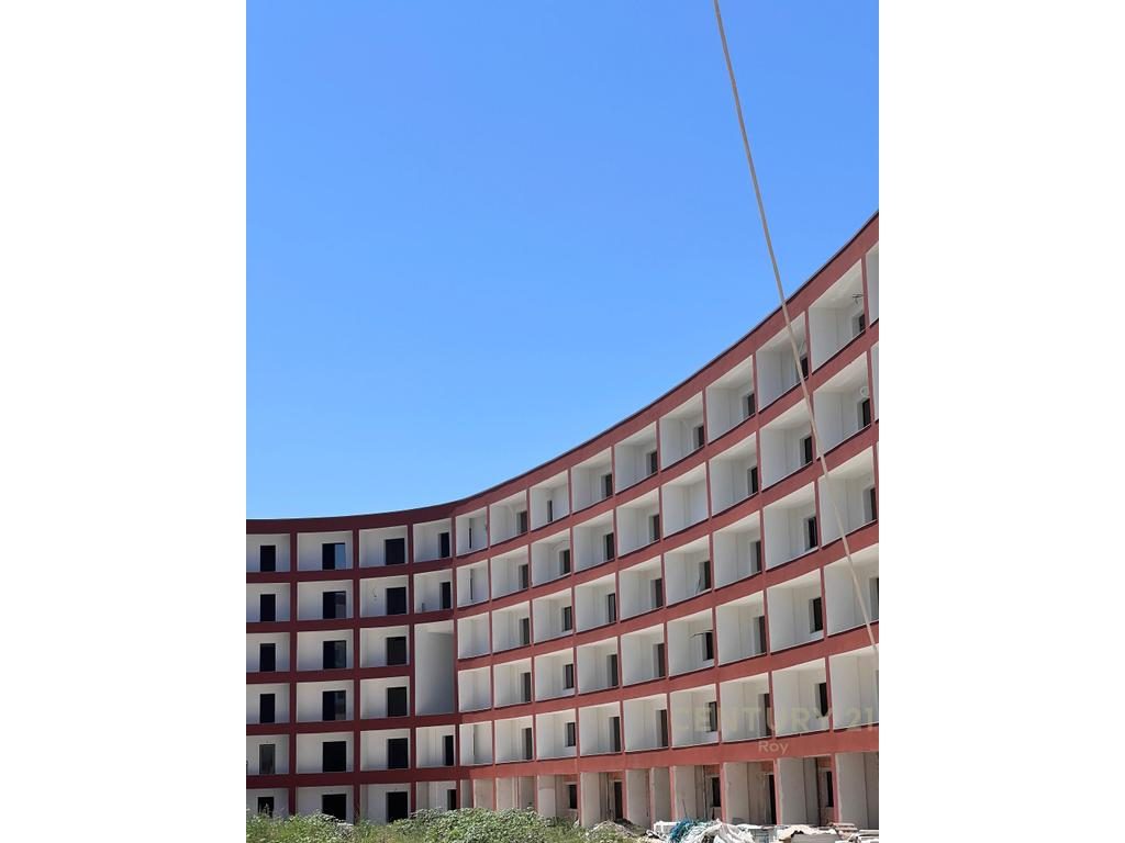 SHITET APARTAMENT 1+1 ME OBORR NE RESIDENCEN EON ,GOLEM!