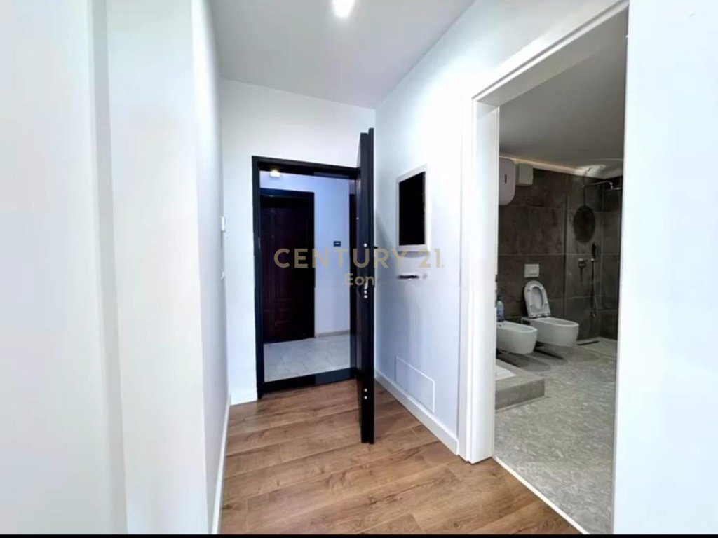 Apartament 3+1+2 Për Shitje në Ish-URT, Durrës - 180,000€ !