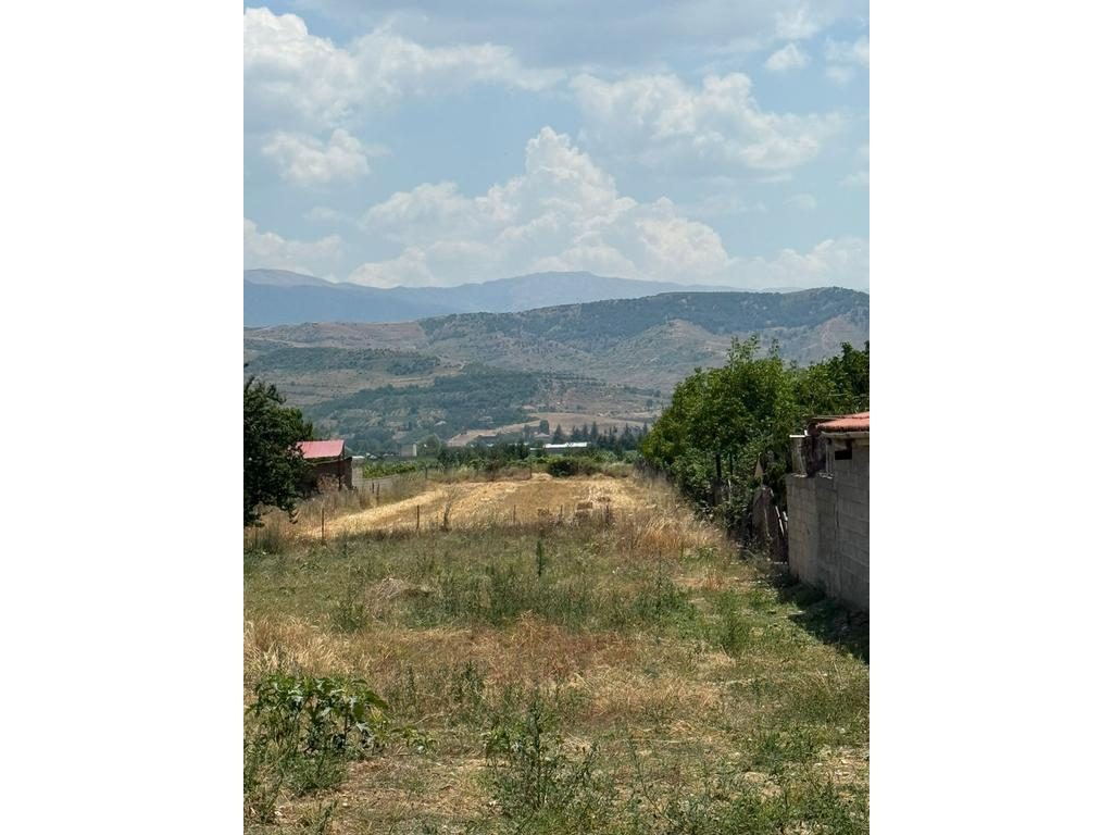 SHESIM TRUALL ME SIPERFAQE 400 M2 , POGRADEC !!!