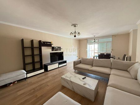 SHESIM APARTAMENT 2+1 PER SHITJE TEK ISH-EKSPOZITA, TIRANE