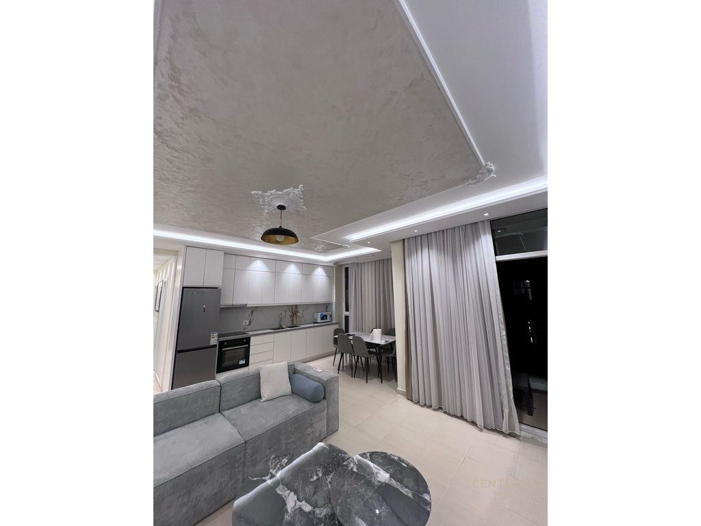 Shitet , Apartament 2+1+2, Bulevardi i Ri