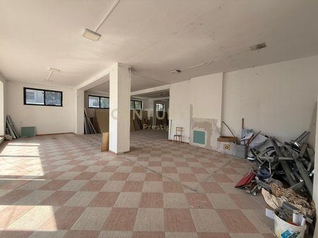 JAPIM ME QERA NJESI NE RRUGEN TEFTA TASHKO KOCO !