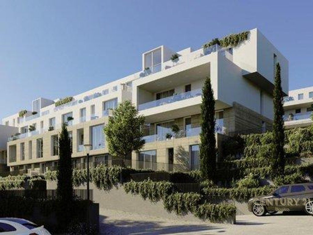 SHITET APARTAMENT 3+1+2+VERANDE BLIN RESIDENCE, FARKE !