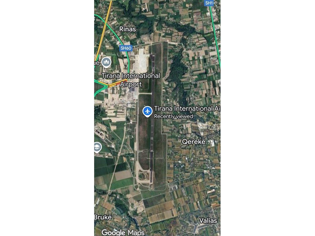 SHITET TOKE NGJITUR ME AEROPORTIN E RINASIT