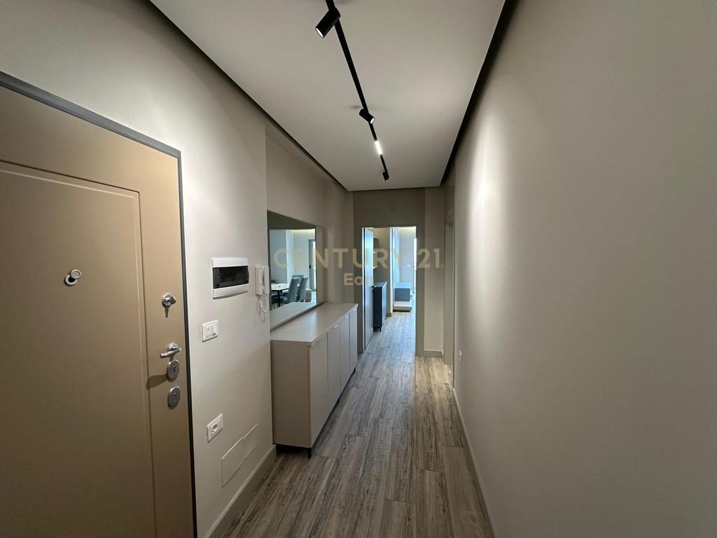 Apartament 2+1 për Qira në Durrës, 121 m² – 1000€/muaj