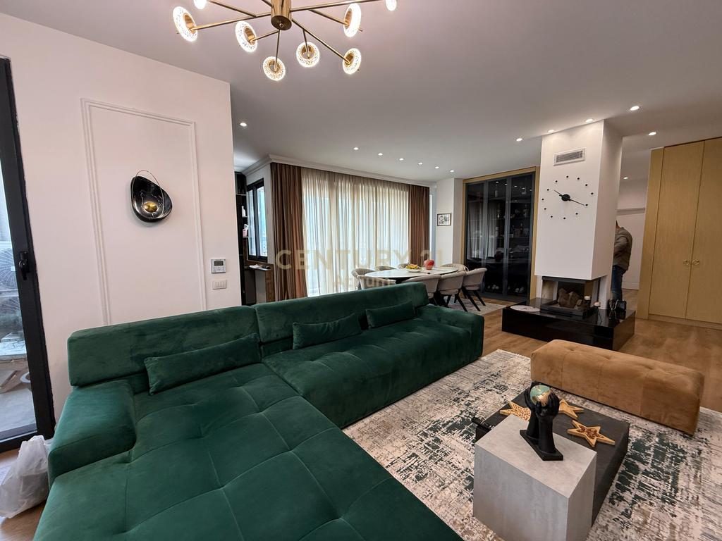 SHITET APARTAMENT 2+1+2+DEPO+2 BALLKONE TEK KOMPLEKSI ASL !