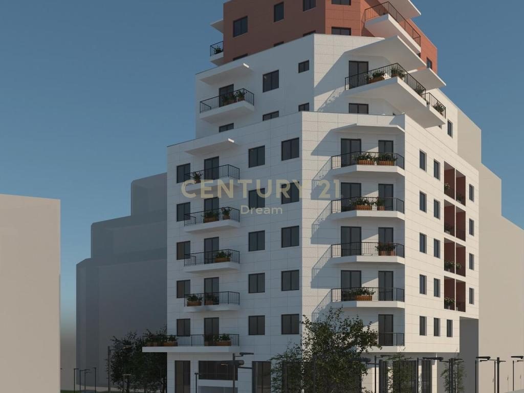 APARTAMENT 2+1 NE SHITJE PRANE BRRYLIT & XHAMLLIKUT