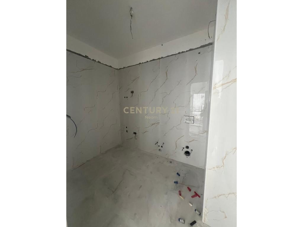 SHESIM APARTAMENT 2+1 TE RINGSIDE RESIDENCES, PRANË BULEVARDIT TË RI NË PASKUQAN