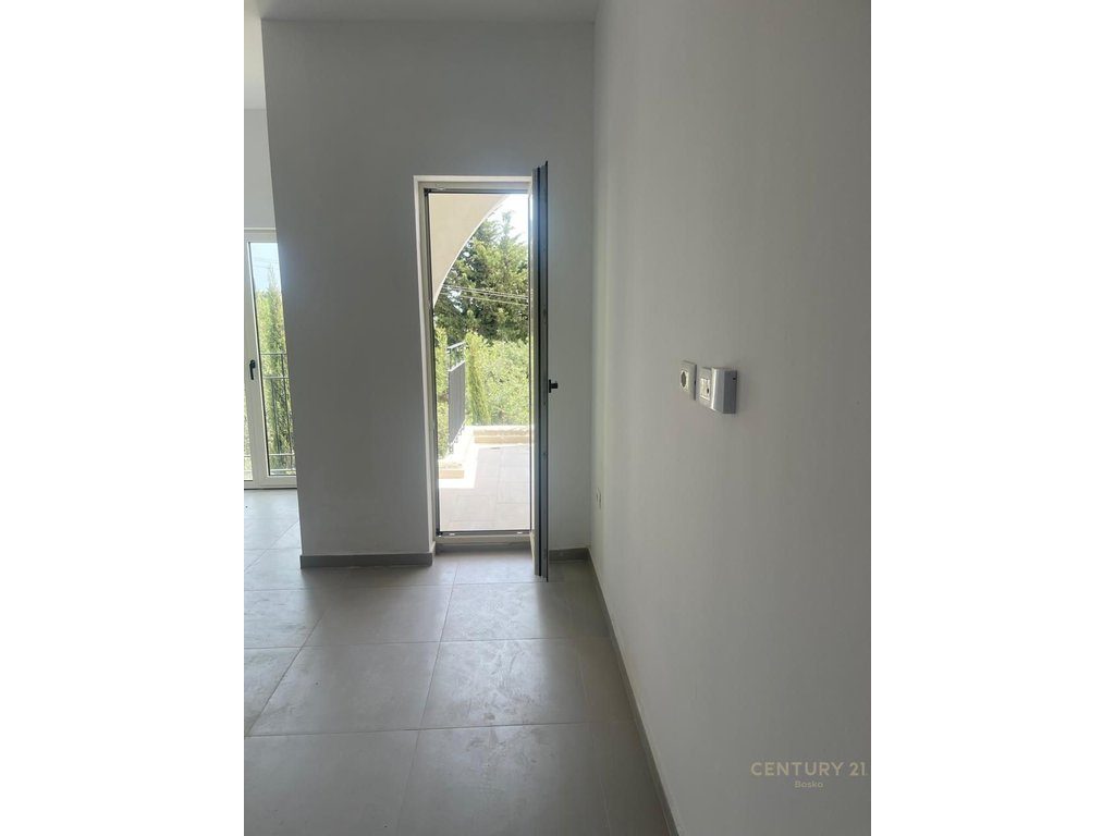 Santorini Residence, Dhermi, shitet Garsionere