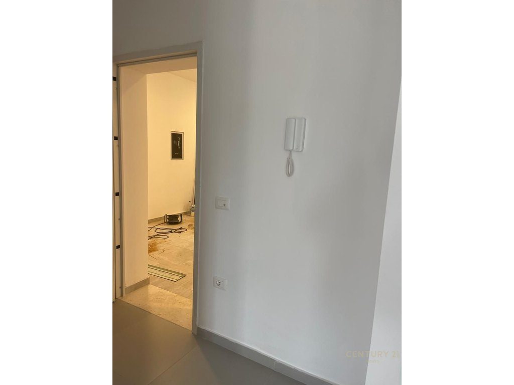 Santorini Residence, Dhermi, shitet Garsionere