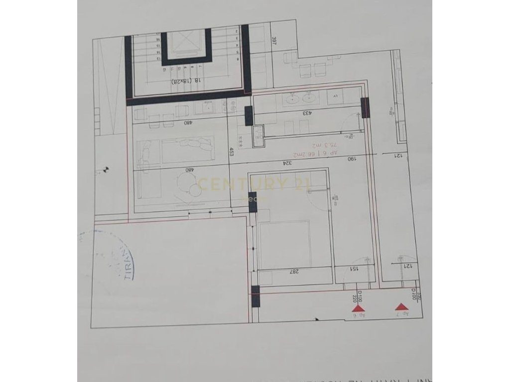 Shitet Apartament 1+1 tek Rruga e Elbasanit prane Restorant Xibraku!