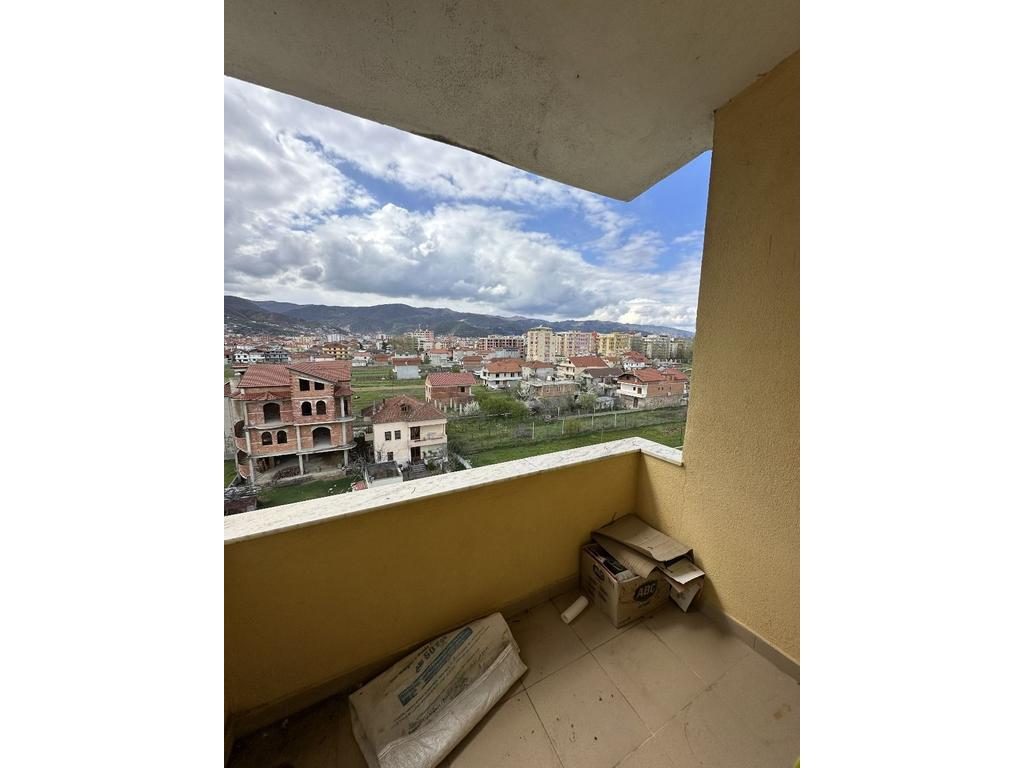POGRADEC , APARTAMENT PER QERA NE RRUGEN E VOLOREKES !!!!
