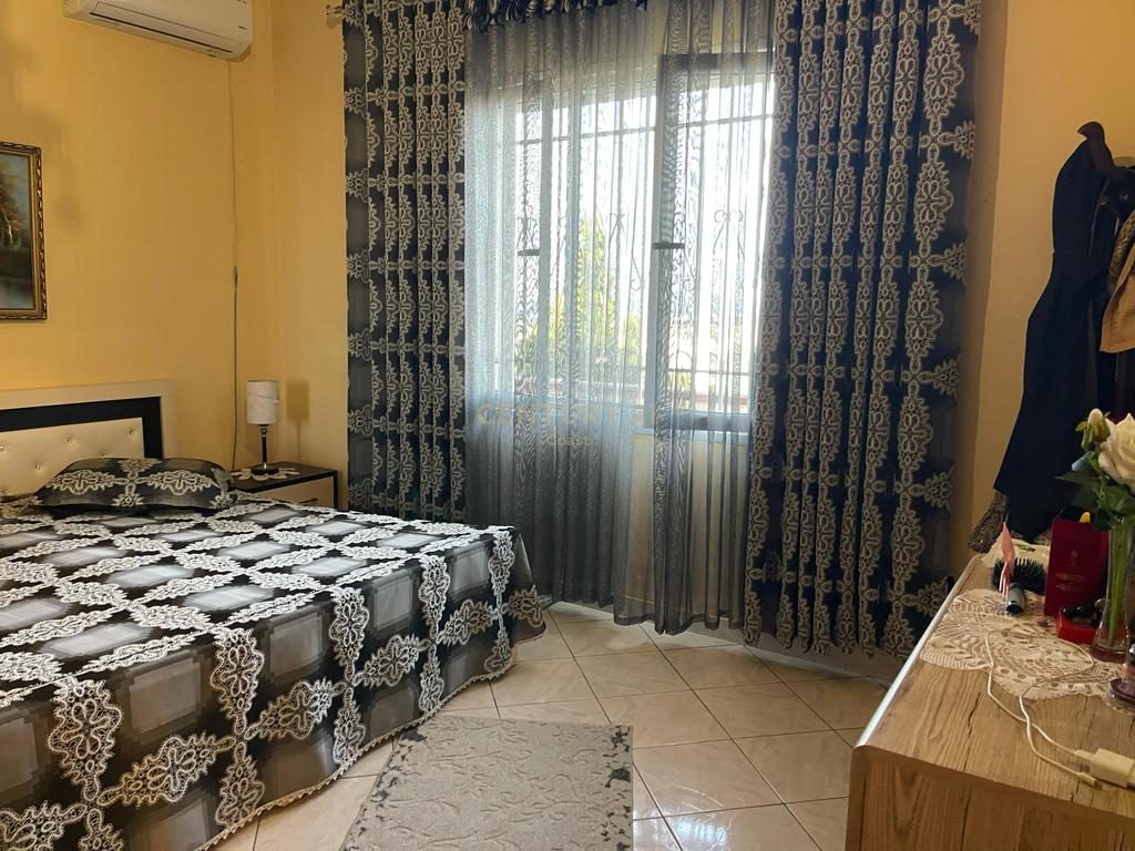 SHITET VILE 2 KATESHE NE VLORE, KUZUM BABA