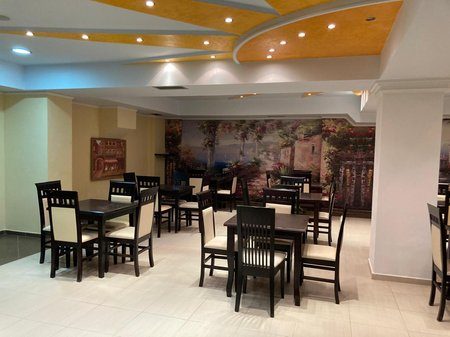 Ambjent Bar Lounge per shitje ne Lungomare Vlore!