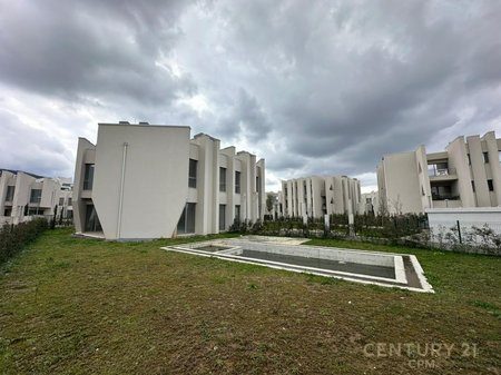 SHITET SUPER VILE  TEK REZIDENCA LAKE DIAMOND VILLAS&RESIDENCES ,LIQENI I THATE!