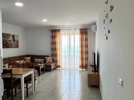 APARTAMENT 1+1 ME PAMJE DETI PER SHITJE PRANE VILAVE QEVERITARE ,VLORE!!!