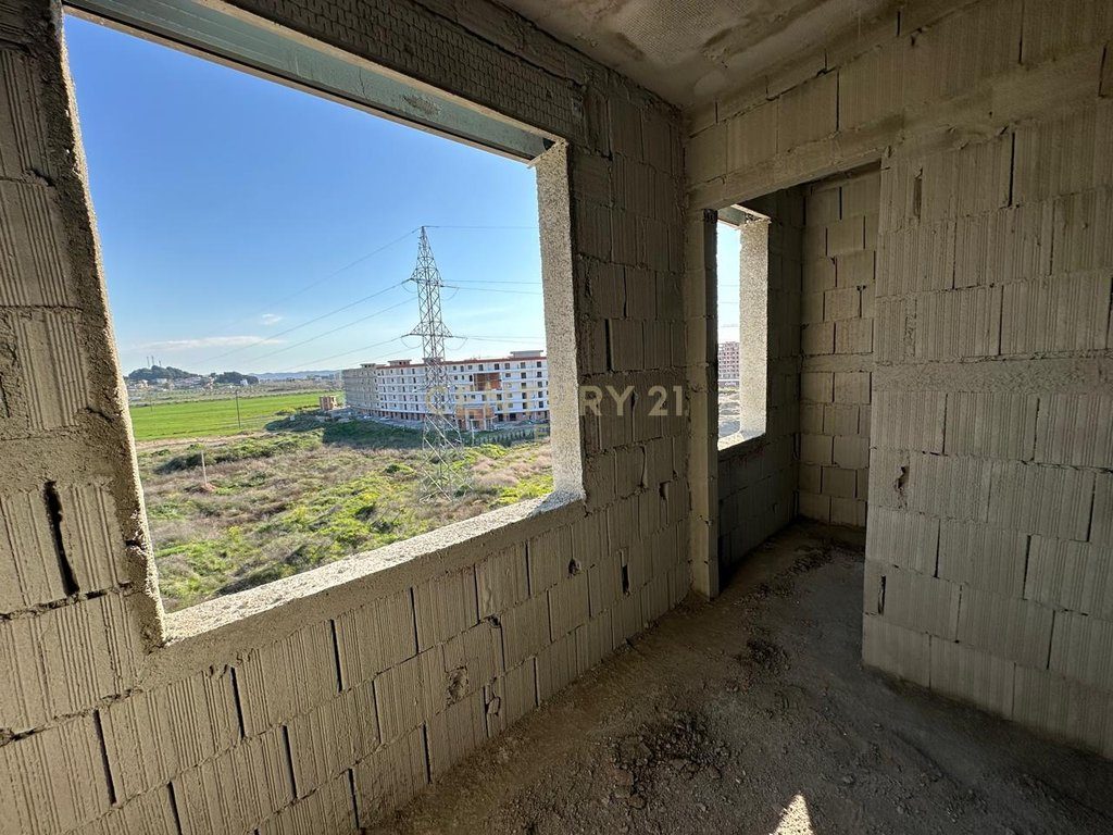 SHESIM APARTAMENT 1+1 NE KOMPLEKSIN ME TE RI GOLEM! MUNDESI PAGESE ME KESTE!