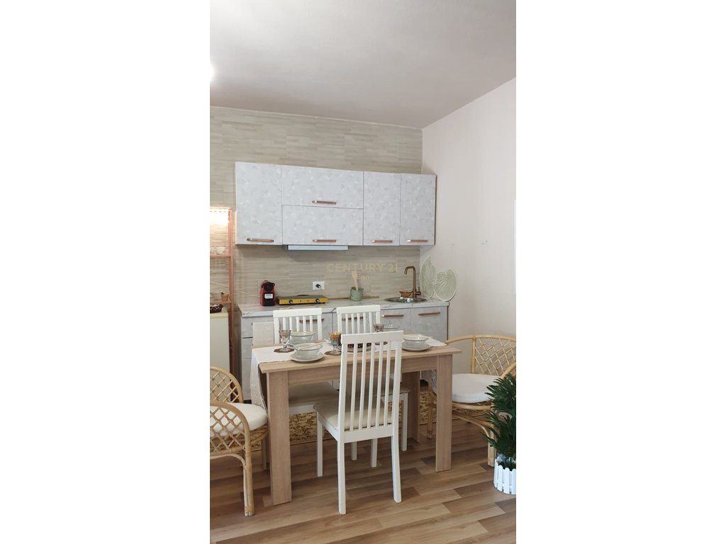 Apartament 1+1 Me Qira tek Shkëmbi I Kavajës, Durrës!