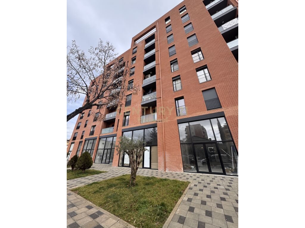 Apartament 2+1 per shitje ne Porcelan