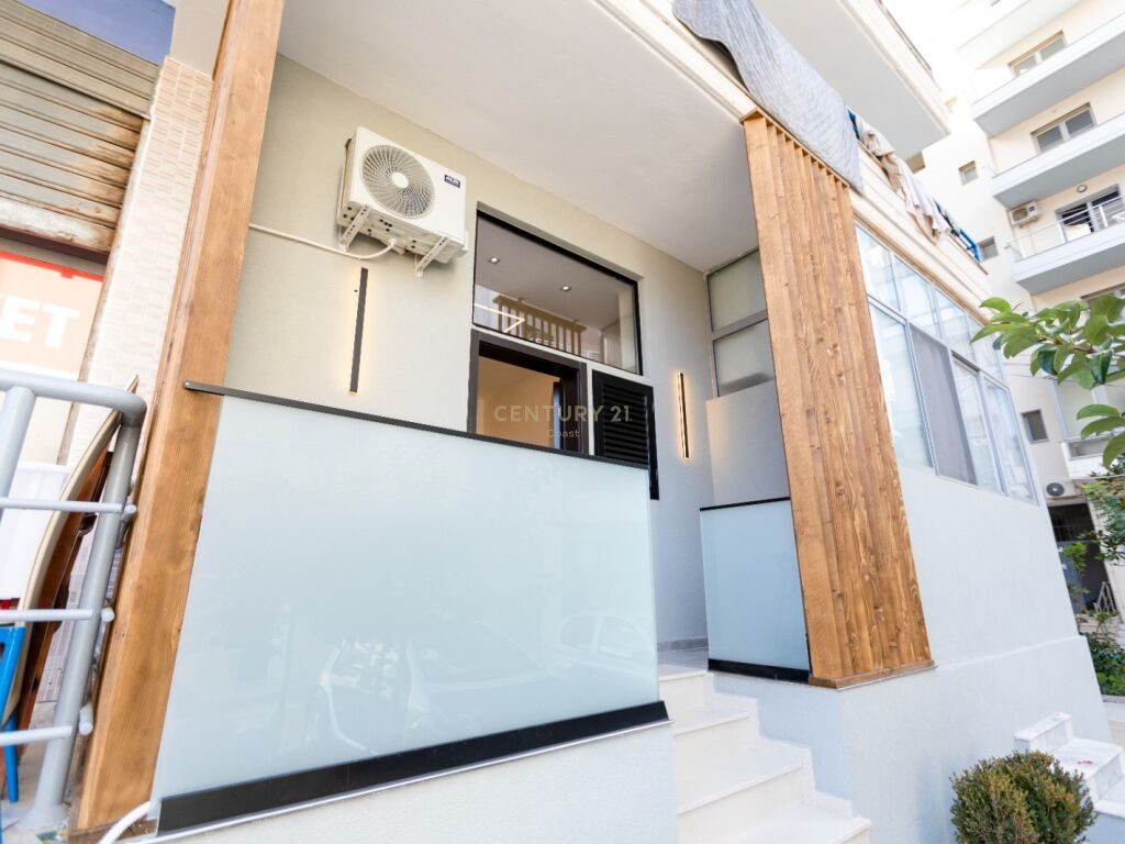APARTAMENT 1+1 PER SHITJE NE LUNGOMARE, VLORE