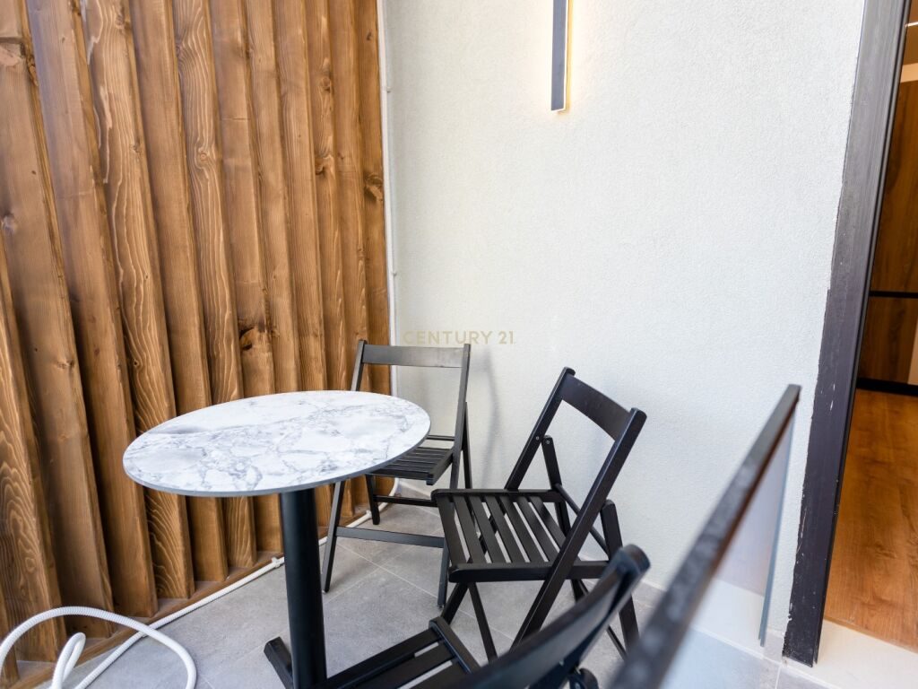 APARTAMENT 1+1 PER SHITJE NE LUNGOMARE, VLORE