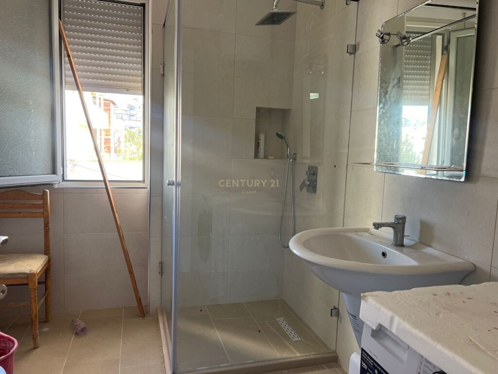 Lokacion Premium në Vlorë | Apartament 3+1+2+2 vetëm 1650 €/m² – Lungomare 1