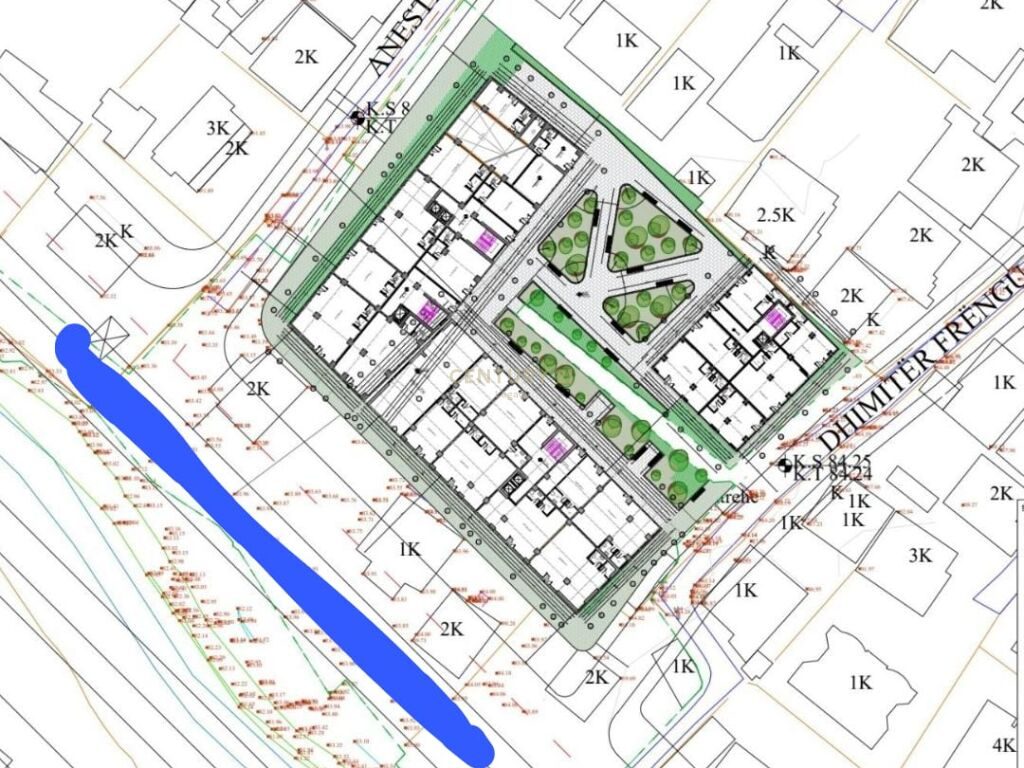 Shitet apartament 2+1