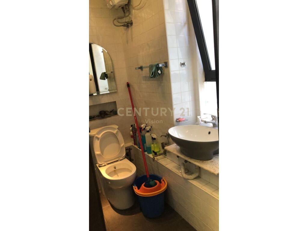 Ambient biznesi për Qira në Parrucë, Shkodër -  32 m²