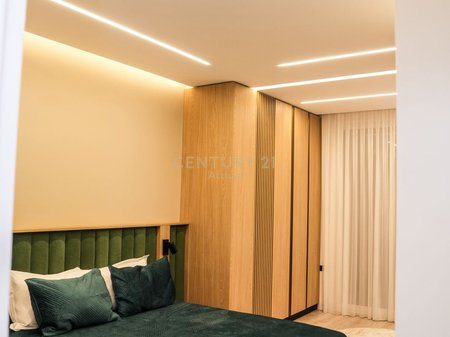 Shitet Apartament 2+1  në Shkozë, Tiranë